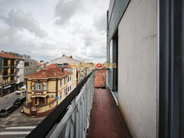 Apartamento T1 para Venda em Paranhos