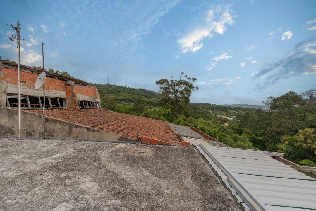 Moradia T4 para Venda em Ramada e Caneças Foto 21
