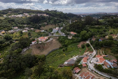 Moradia T4 para Venda em Ramada e Caneças