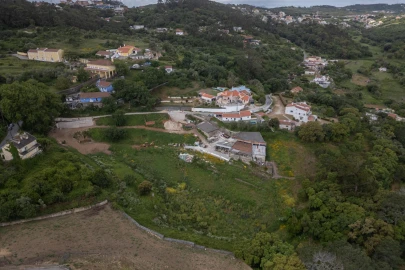 Moradia T4 para Venda em Ramada e Caneças
