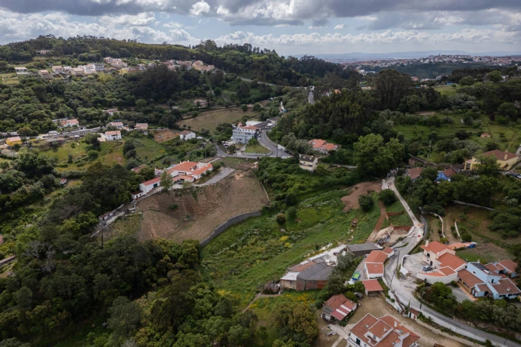 Moradia T4 para Venda em Ramada e Caneças Foto 34