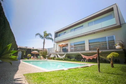 Moradia T5 para Venda em Póvoa de Varzim, Beiriz e Argivai