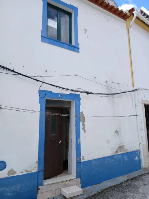 Moradia T6 para Venda em Borba (São Bartolomeu)
