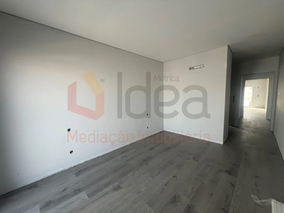 Moradia T4 para Venda em Fernao Ferro Foto 30