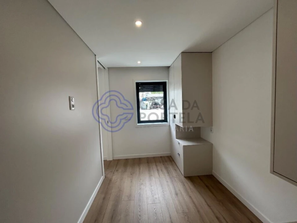 Apartamento para Venda em São Mamede de Infesta e Senhora da Hora Foto 9