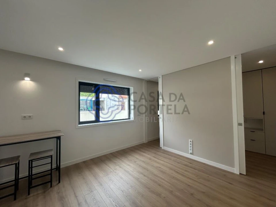 Apartamento para Venda em São Mamede de Infesta e Senhora da Hora Foto 1