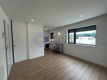 Apartamento para Venda em São Mamede de Infesta e Senhora da Hora