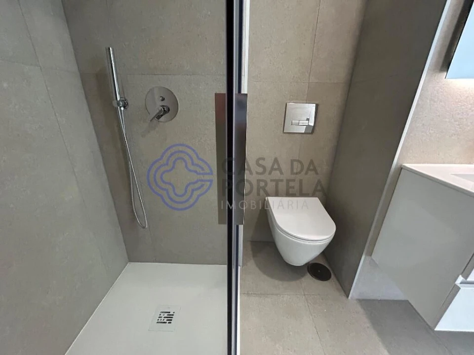 Apartamento para Venda em São Mamede de Infesta e Senhora da Hora Foto 12