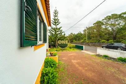 Moradia T4 para Venda em Madalena
