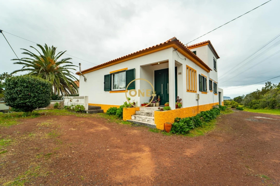 Moradia T4 para Venda em Madalena Foto 30
