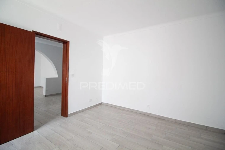 Moradia T4 para Venda em Arraiolos Foto 6