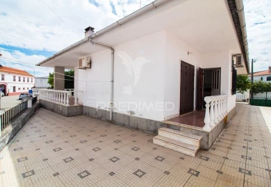Moradia T4 para Venda em Arraiolos