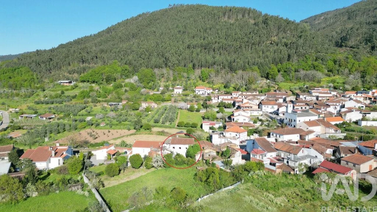 Moradia T3 para Venda em Miranda do Corvo Foto 32