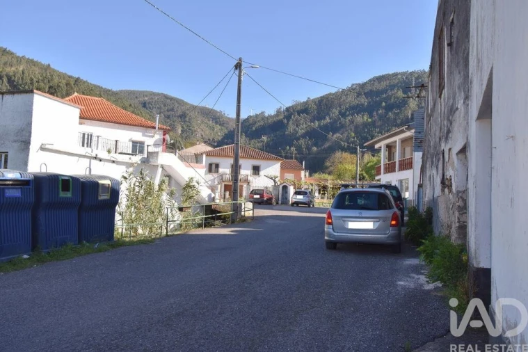 Moradia T3 para Venda em Miranda do Corvo Foto 3