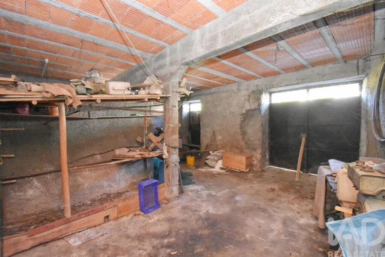 Moradia T3 para Venda em Miranda do Corvo Foto 29