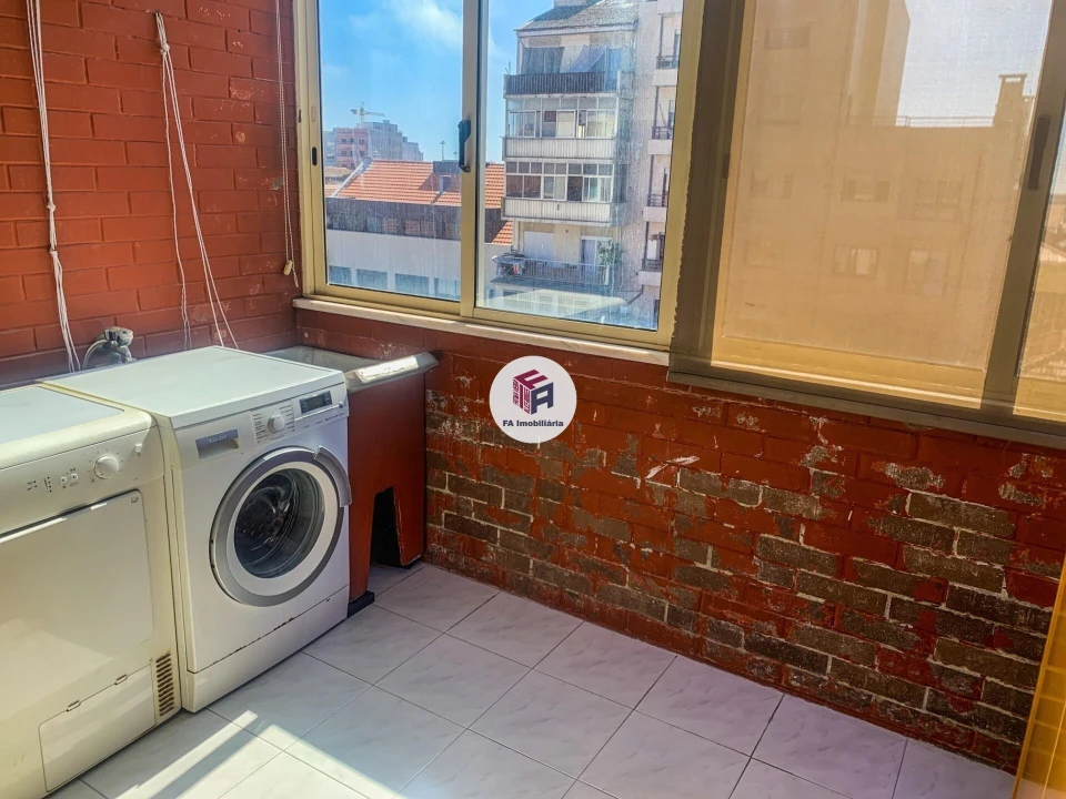 Apartamento T1 para Venda em Matosinhos e Leça da Palmeira Foto 5