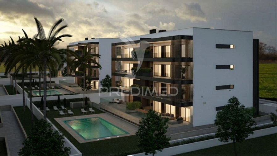 Apartamento T2 para Venda em Portimão Foto 2