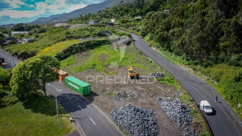 Terreno para Venda em Urzelina (São Mateus)