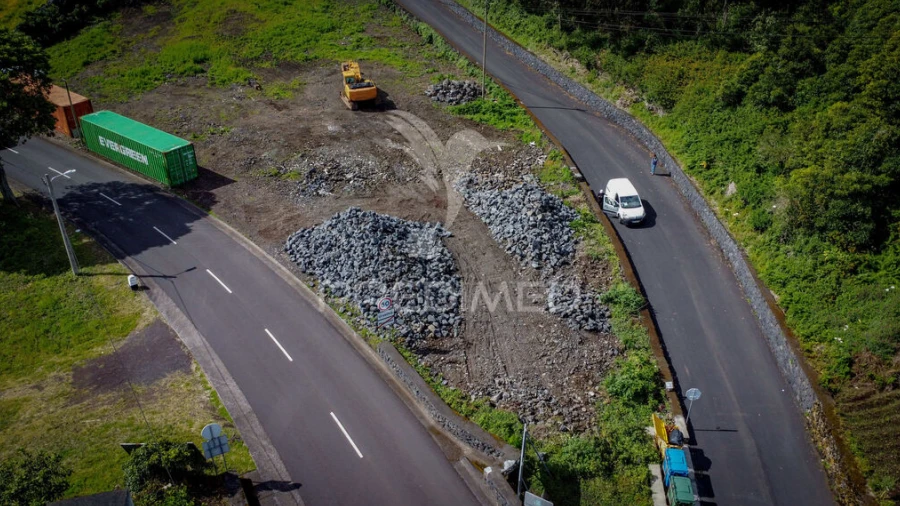 Terreno para Venda em Urzelina (São Mateus)