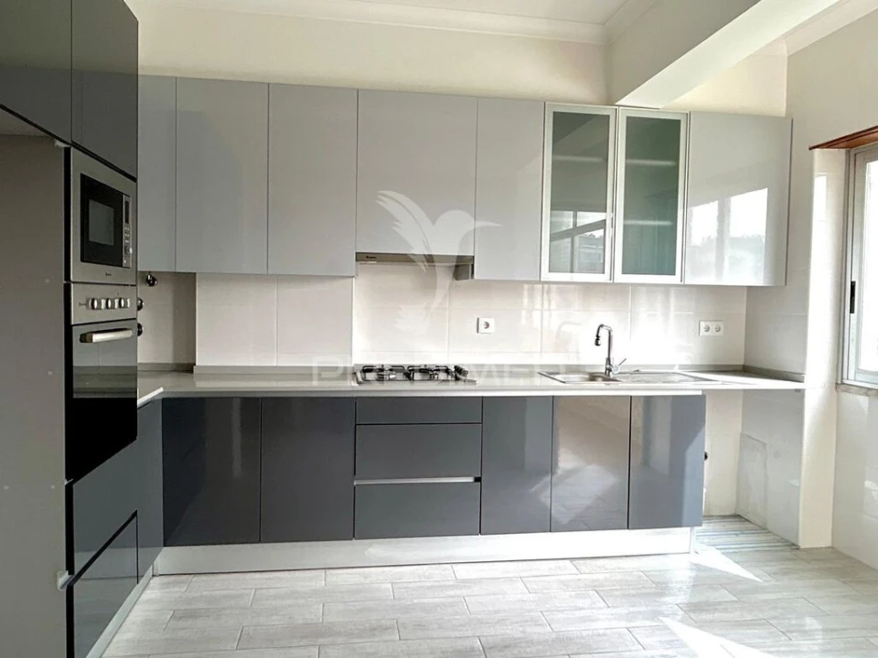 Apartamento T3 para Venda em Laranjeiro e Feijó Foto 2
