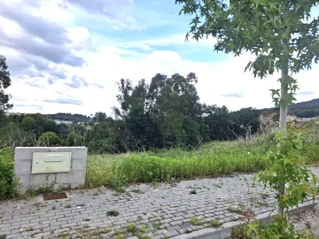 Terreno para Venda em Pinheiro