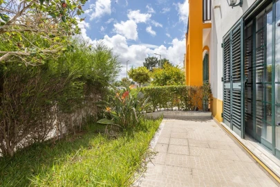 Moradia T4 para Venda em Santo Antonio da Charneca