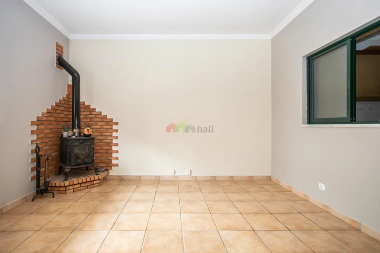Moradia T4 para Venda em Santo Antonio da Charneca Foto 17
