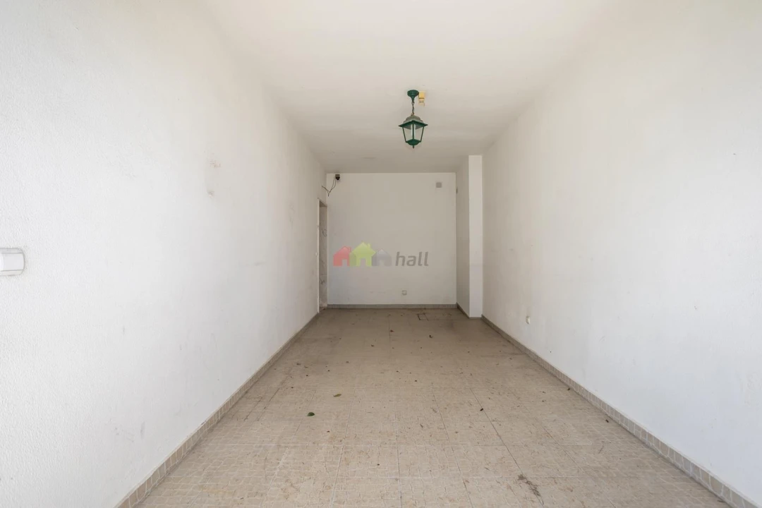 Moradia T4 para Venda em Santo Antonio da Charneca Foto 4