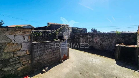 Moradia T3 para Venda em Negreiros e Chavão