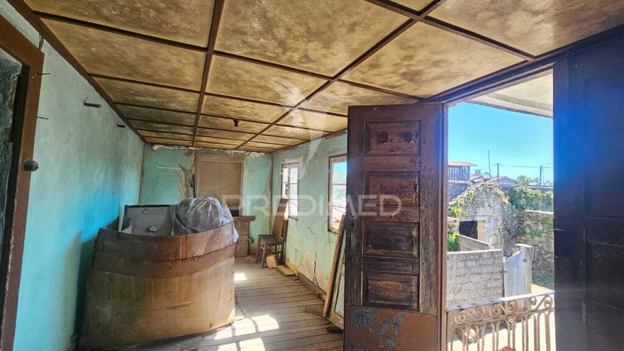 Moradia T3 para Venda em Negreiros e Chavão Foto 13