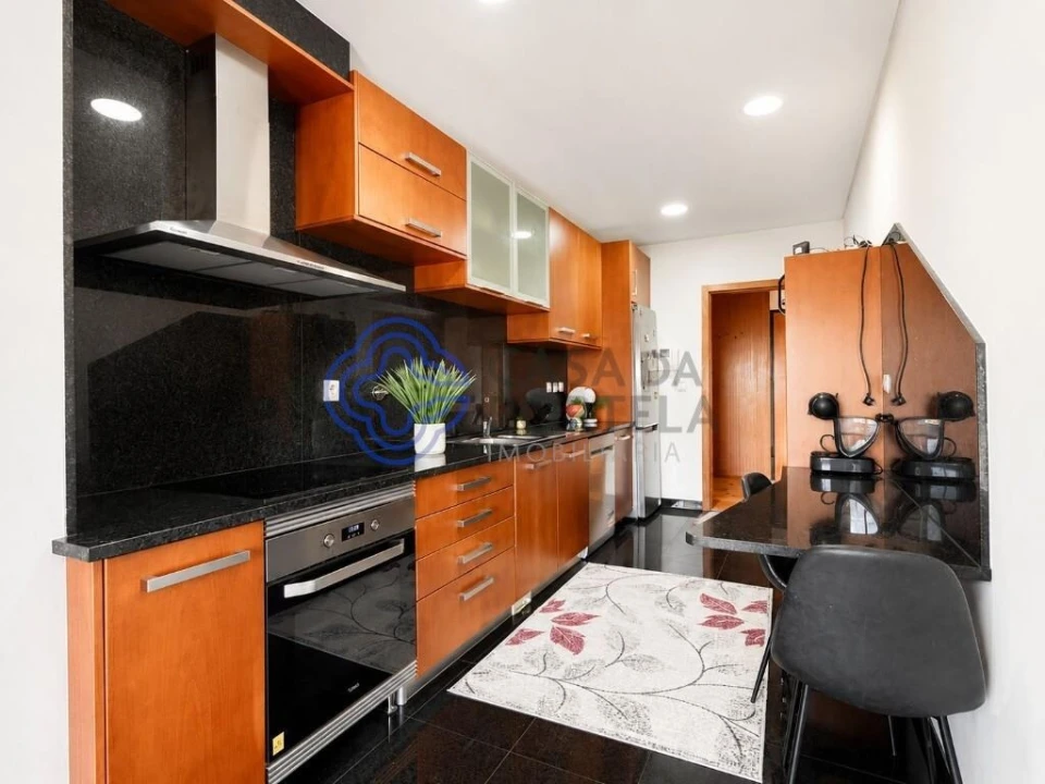 Apartamento T3 para Venda em Fânzeres e São Pedro da Cova Foto 5