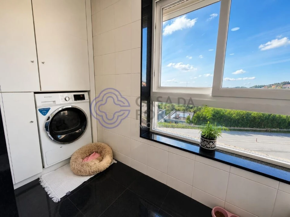 Apartamento T3 para Venda em Fânzeres e São Pedro da Cova Foto 9
