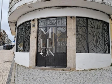 Loja para Arrendamento em Cedofeita, Santo Ildefonso, Sé, Miragaia, São Nicolau e Vitória