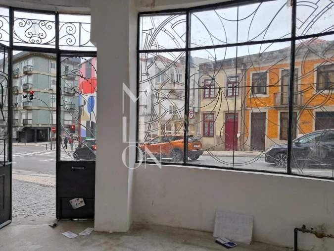 Loja para Arrendamento em Cedofeita, Santo Ildefonso, Sé, Miragaia, São Nicolau e Vitória Foto 2