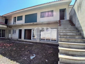 Moradia T4 para Venda em Figueiró dos Vinhos e Bairradas