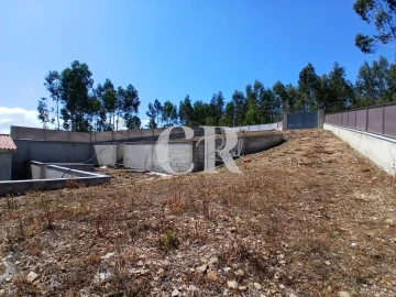 Moradia T4 para Venda em Figueiró dos Vinhos e Bairradas