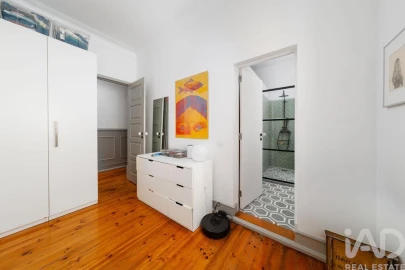 Apartamento T3 para Venda em Algés, Linda-A-Velha e Cruz Quebrada-Dafundo