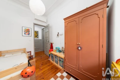 Apartamento T3 para Venda em Algés, Linda-A-Velha e Cruz Quebrada-Dafundo