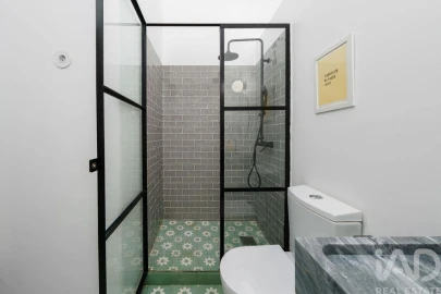 Apartamento T3 para Venda em Algés, Linda-A-Velha e Cruz Quebrada-Dafundo