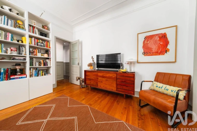 Apartamento T3 para Venda em Algés, Linda-A-Velha e Cruz Quebrada-Dafundo Foto 4