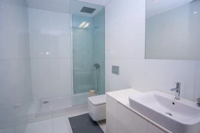 Apartamento T3 para Venda em Oliveira, São Paio e São Sebastião