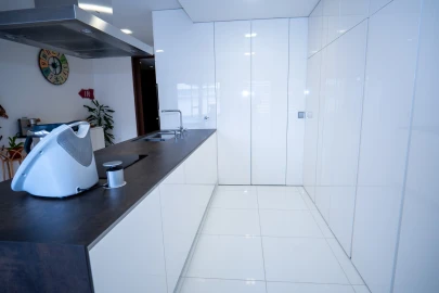 Apartamento T3 para Venda em Oliveira, São Paio e São Sebastião