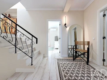 Moradia T4 para Venda em Quelfes