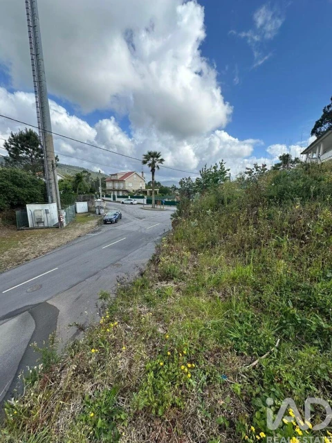 Terreno para Venda em Mujães