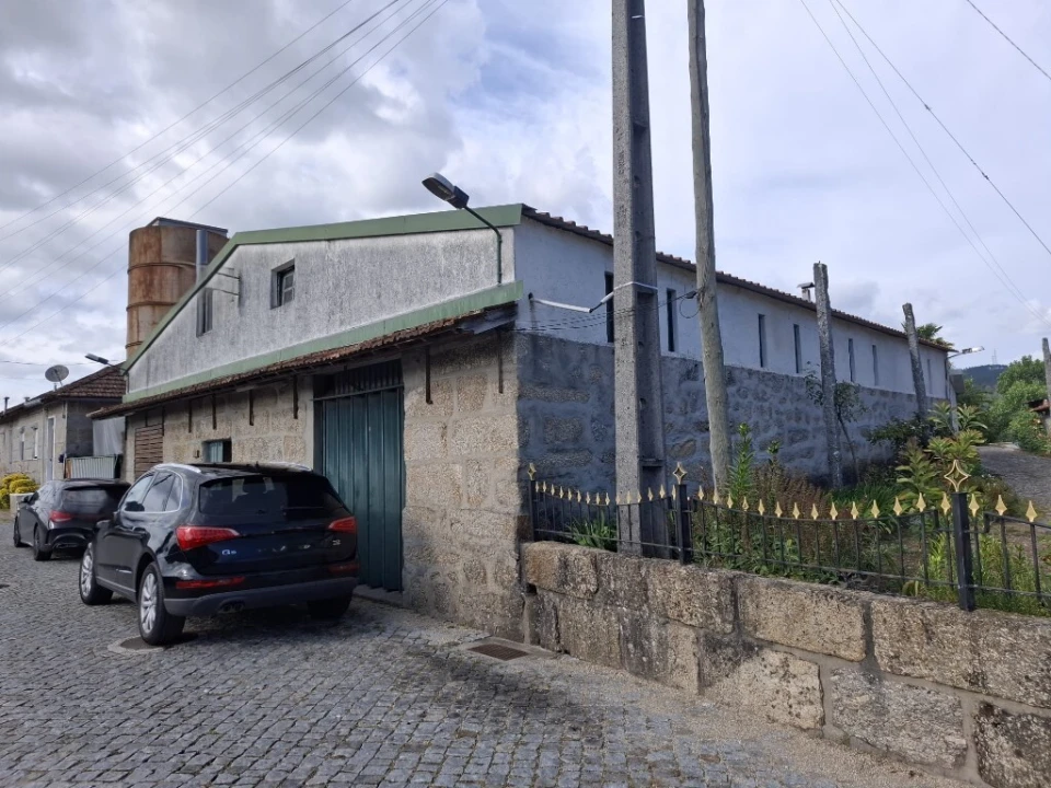 Armazém para Venda em Aldão Foto 1