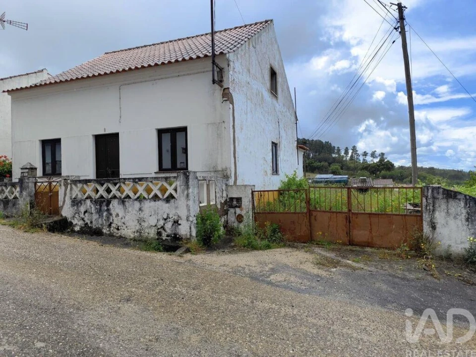 Moradia T2 para Venda em Margem Foto 2