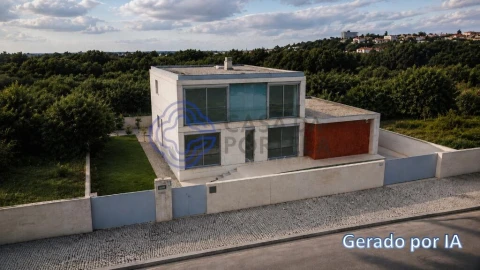 Terreno para Venda em Serzedo e Perosinho