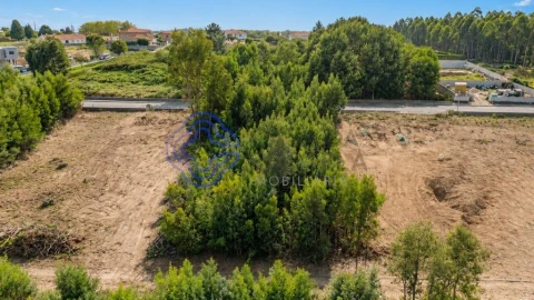 Terreno para Venda em Serzedo e Perosinho