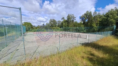 Terreno para Venda em Serzedo e Perosinho