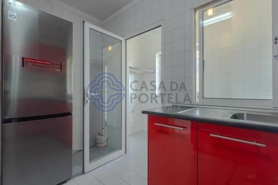 Apartamento T2 para Arrendamento em Madalena